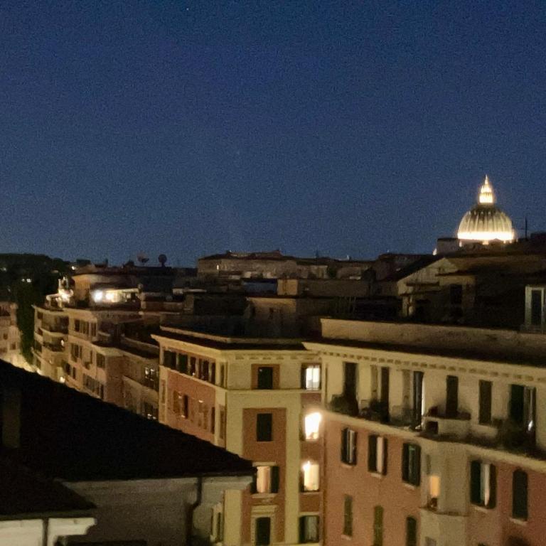 Vatican Charm Retreat - Apartment mit 2 Schlafzimmern und Stadtblick - 32