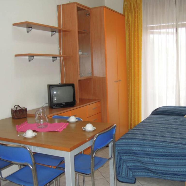 Sea-front studio in an excellent position - Studio - 4