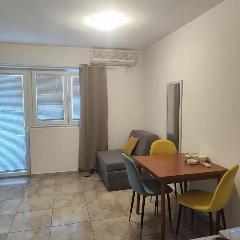 Mona&Mike Apartments - Apartman sa 1 Spavaćom Sobom - 2