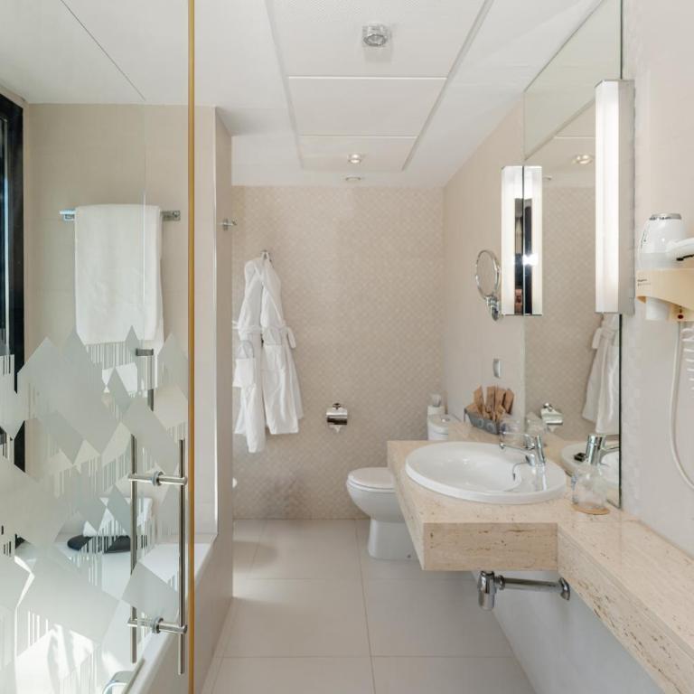 Hotel Don Paco - Habitación Doble Premium con balcón - 15
