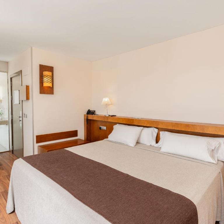 Hotel Don Paco - Habitación Doble Premium con balcón - 17