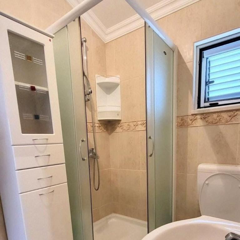Villa Sonja Apartment & Garden - Two-Bedroom Apartment with Balcony and Sea View - 13