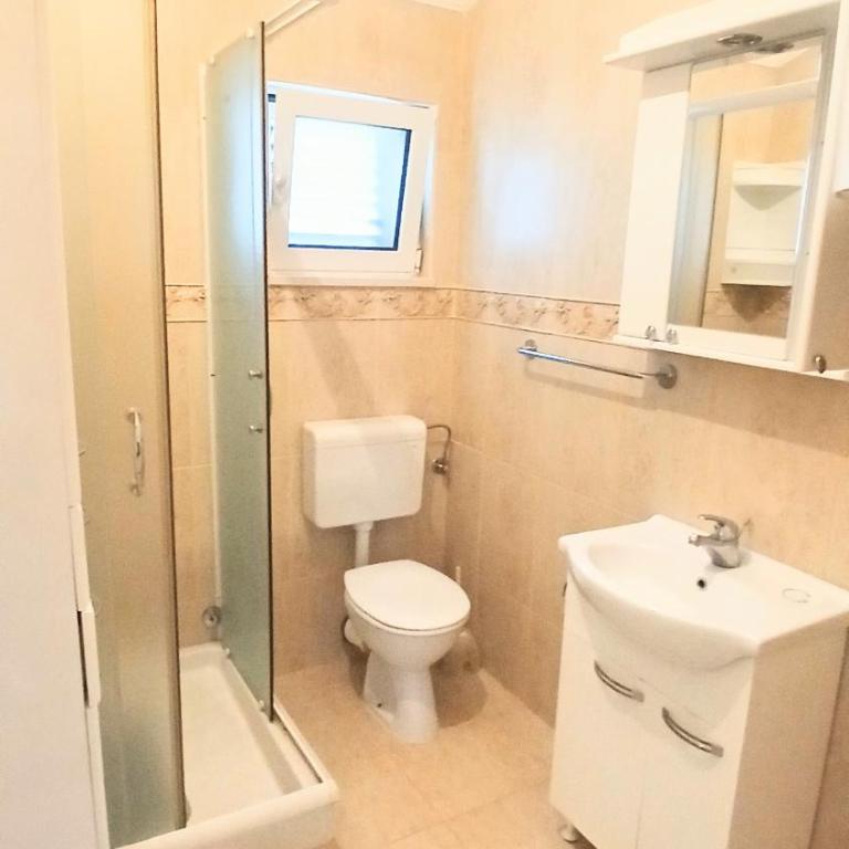 Villa Sonja Apartment & Garden - Two-Bedroom Apartment with Balcony and Sea View - 14