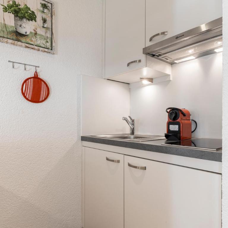Atlantis Apartments by MEIN SAMNAUN - MOUNTAIN HOMES - Studio-Apartment - 3