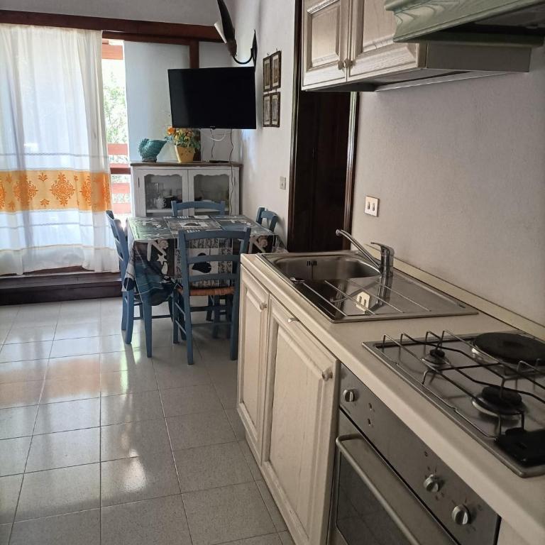 Affitta camere e appartamenti da Gigi e Antonella - Appartamento con 2 Camere da Letto - 1