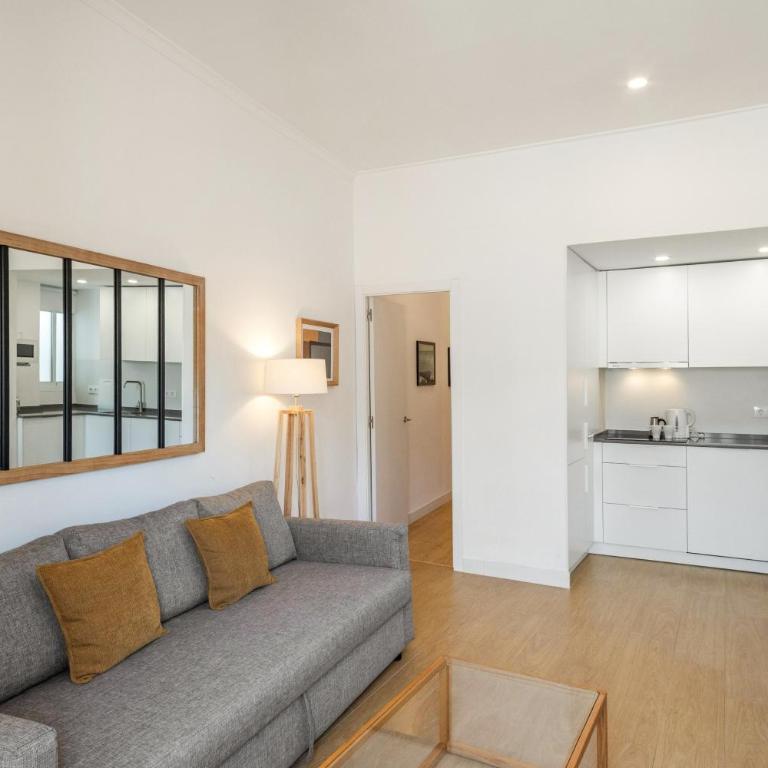 Céntrico y Luminoso Apartamento - Apartamento Superior de 2 dormitorios - 3