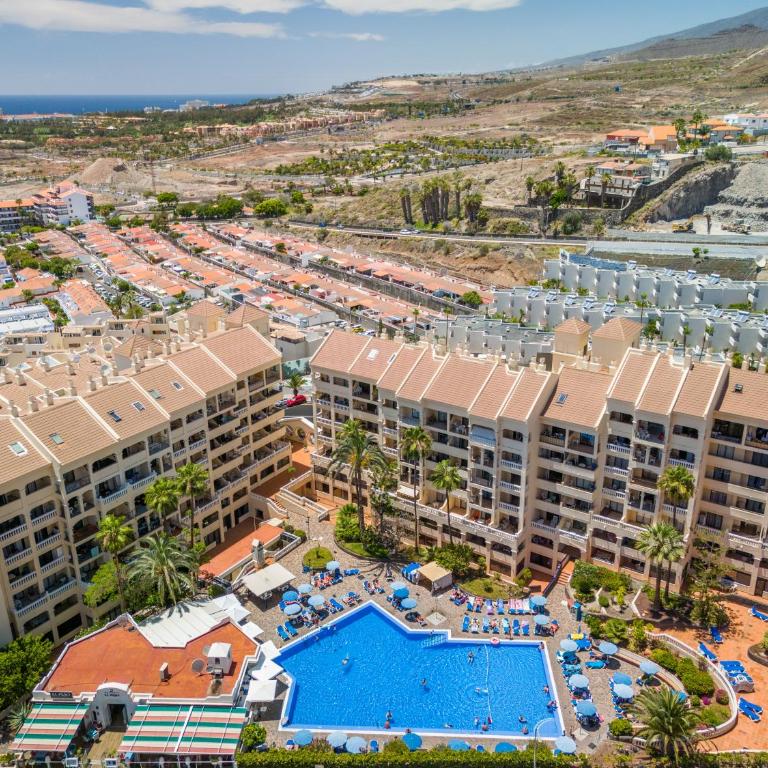 Castle Harbour SUN & FUN - RENEWED! heated pool, fibre net, 2 bedrooms - Appartement 2 Chambres - 3
