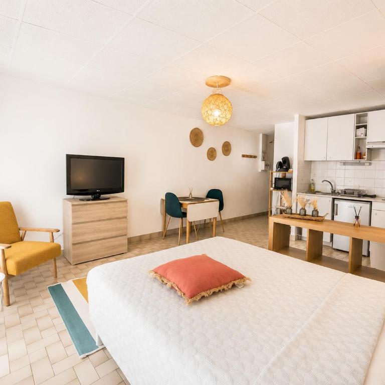 Studio spacieux centre-ville avec ascenseur - Le Bohème - Studio avec Canapé-Lit - 9