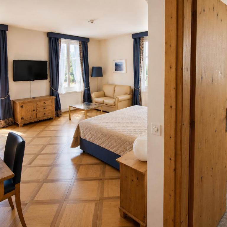 TH Samedan - Hotel Bernina 1865 - Deluxe Dreibettzimmer - 5