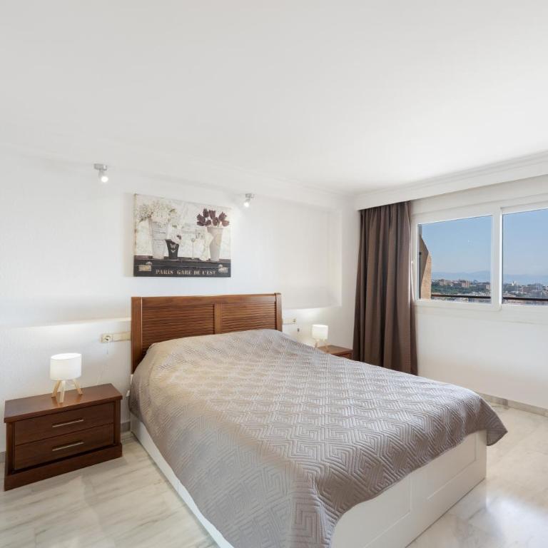 Oasis Torrequebrada - Superior Apartment mit Stadtblick - 17