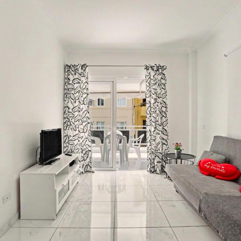 1-bedroom New beach apartment - Apartamento Superior de 1 dormitorio con balcón - 18