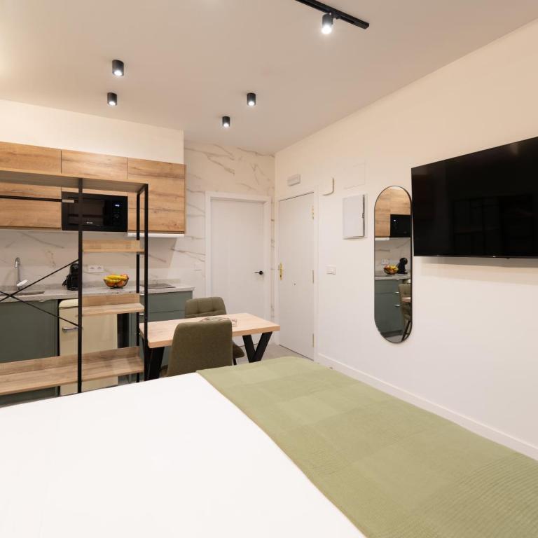 Baélia Magna Hotel Boutique - Deluxe Double Room (2 Adults + 1 Child) - 7