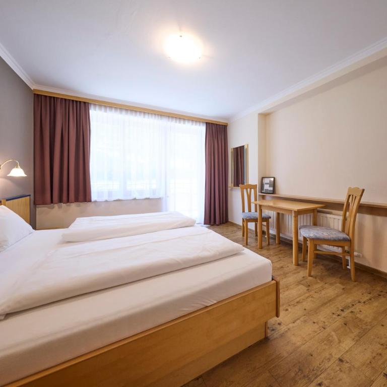 Hotel Bärenbachhof - Doppelzimmer mit Balkon - 4