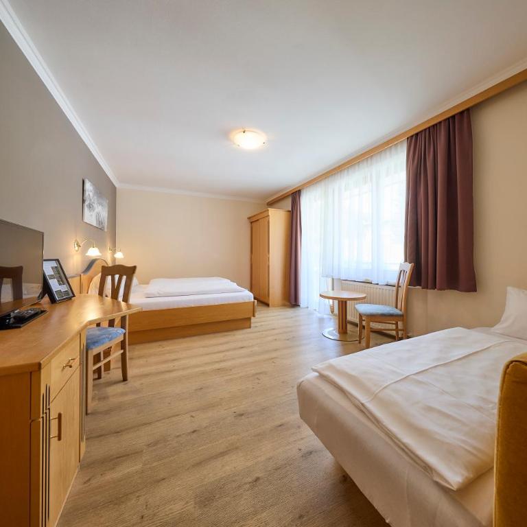 Hotel Bärenbachhof - Deluxe Doppelzimmer mit Balkon - 3