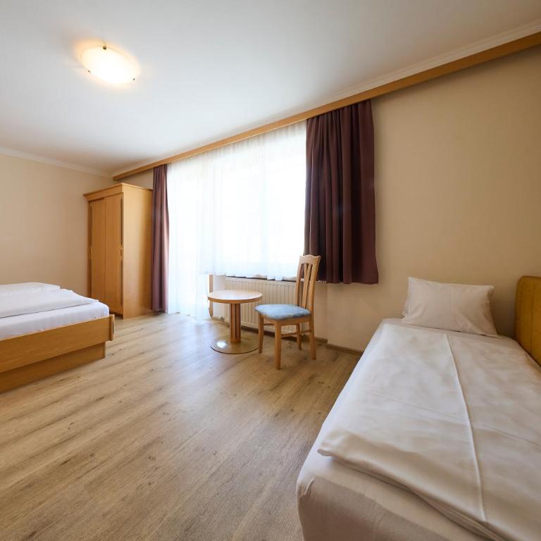 Hotel Bärenbachhof - Deluxe Doppelzimmer mit Balkon - 7