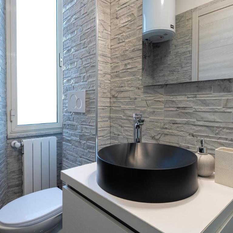 ReRent Rooms - 36 Trionfale Guesthouse - Camera Matrimoniale Standard - 9