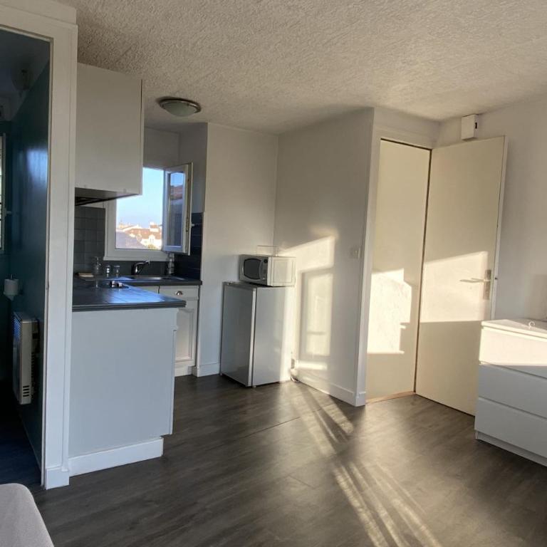 Beautiful studio with balcony near the Old Port - Studio - 5