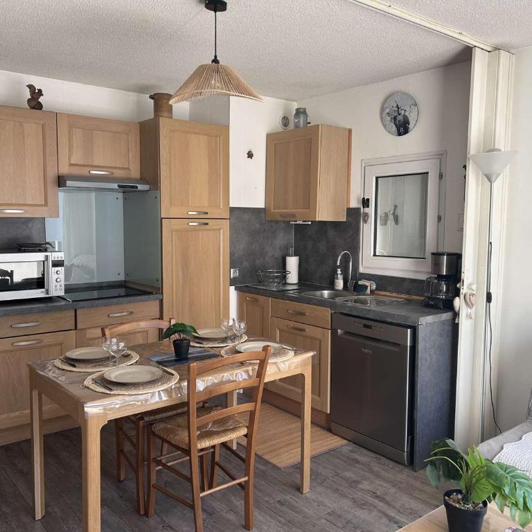 Charmant T2 au cœur du village - 4 pers. - FR-1-457-547 - Appartamento - 11