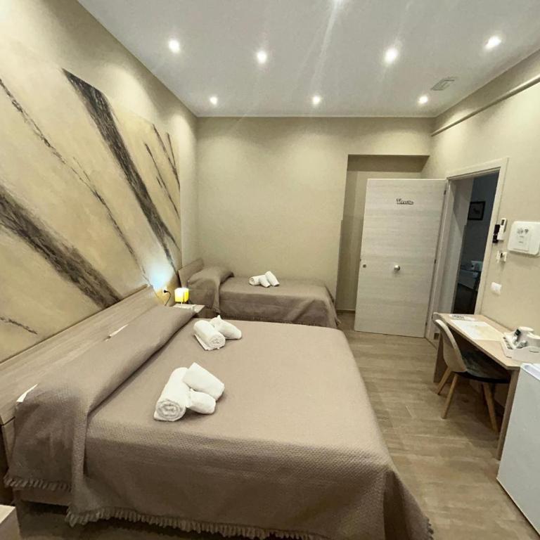 House stazione - Dreibettzimmer mit Dusche - 1