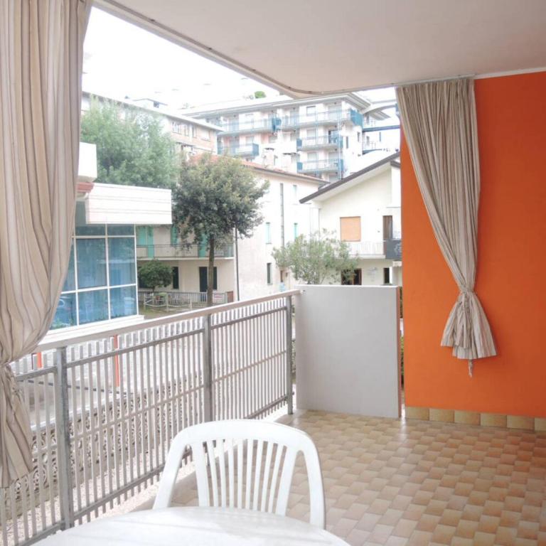 Warm two-room flat with balcony near the beach - Appartamento - 1