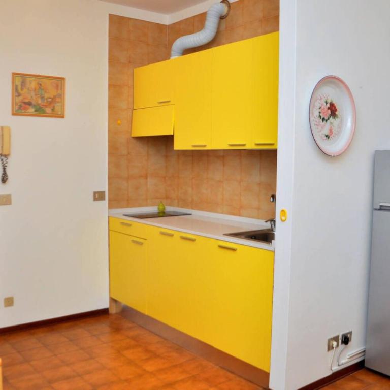 Warm two-room flat with balcony near the beach - Appartamento - 11