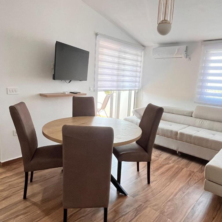 Apartman Jana - Apartman s 1 Spavaćom Sobom i Balkonom - 8