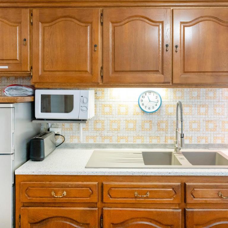 Appartement Arrantzaleak - Two-Bedroom Deluxe Apartment with Garden View - 7