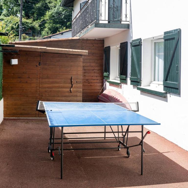 Appartement Arrantzaleak - Two-Bedroom Deluxe Apartment with Garden View - 17