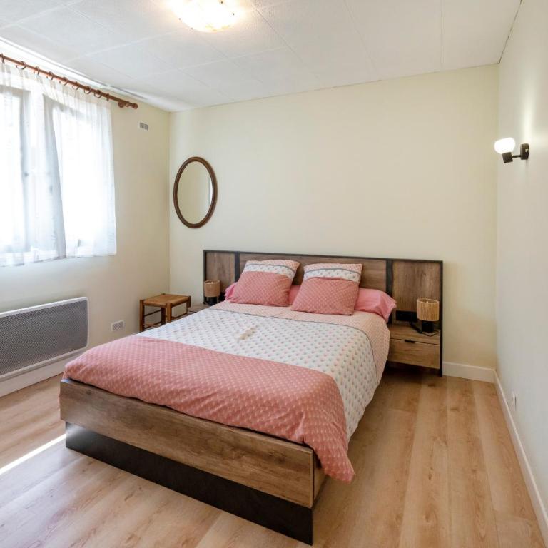 Appartement Arrantzaleak - Two-Bedroom Deluxe Apartment with Garden View - 10