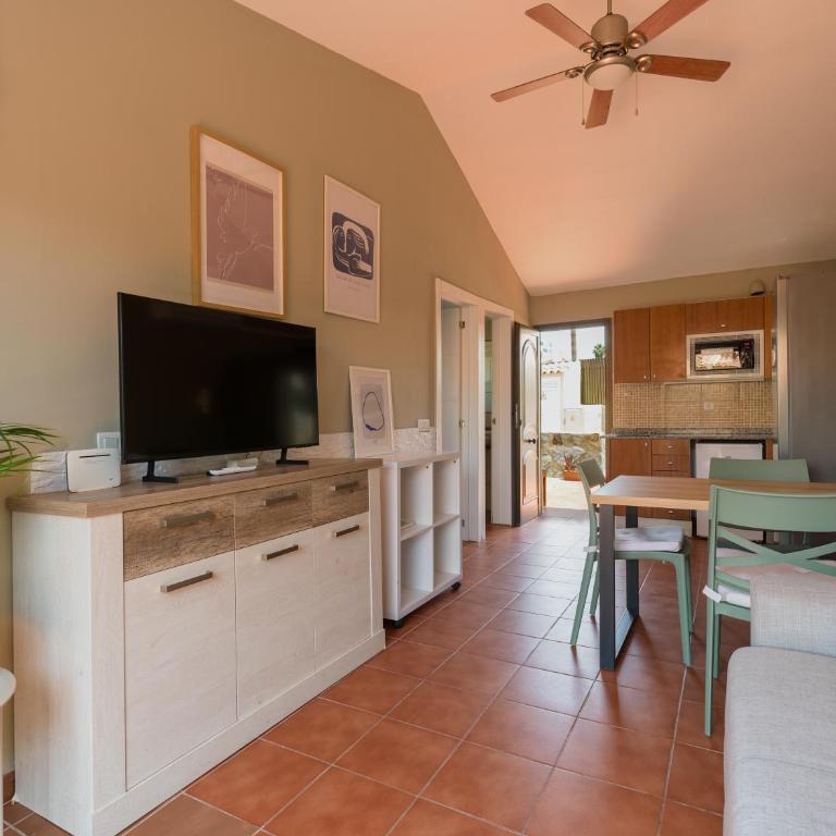 Sunny Haven - One-Bedroom Apartment - 4
