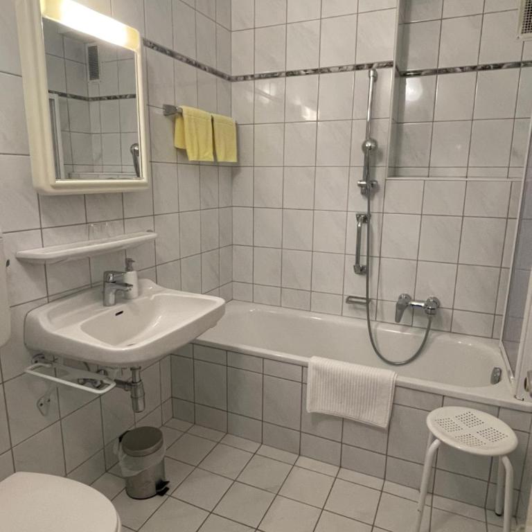 Brunnhof Gastein - Großes Doppelzimmer - 6