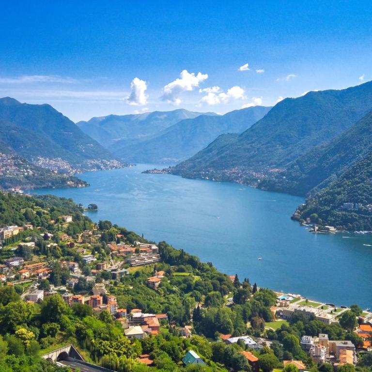 Elegant Duplex, Pool & Tennis, Private Garden & Parking, Como Lake View - One-Bedroom Apartment - 54