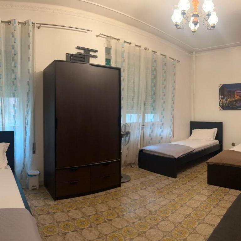 Venice Night 25 Via Milano - Appartamento Standard con 3 Camere da Letto - 6