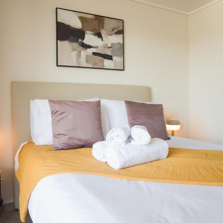 Cozy 1BR Getaway for Three in Vibrant Nunoa - Apartment - 9