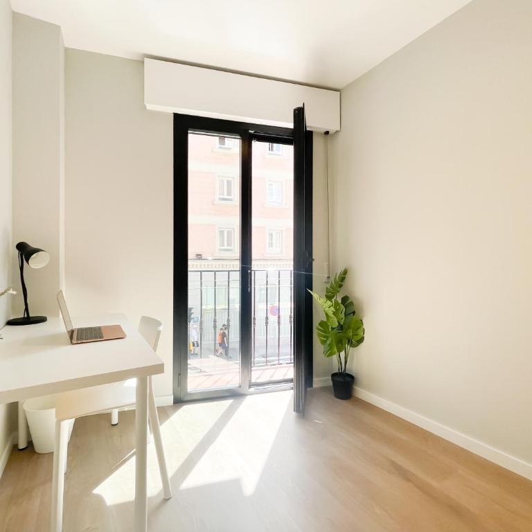 Habitaciones Madrid - La Latina - Habitación Deluxe - 1 cama grande - 3