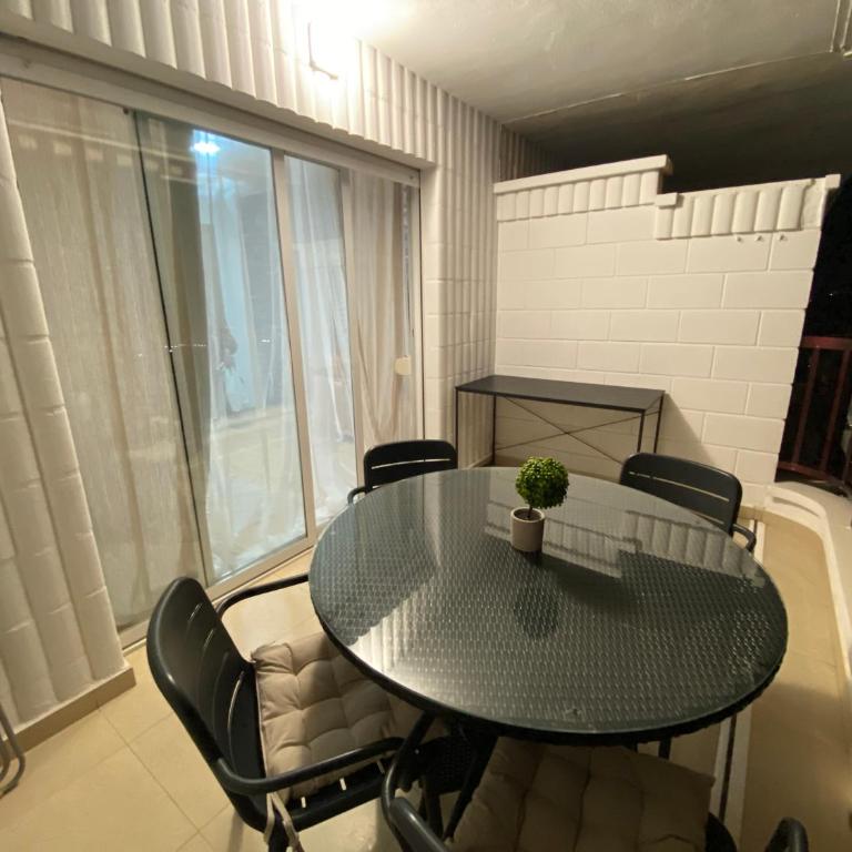 Apartamento Moderno Playa de Gandía Vistas al Mar Piscina Pádel y WIFI 4 PAX - Apartamento de 1 dormitorio - 3