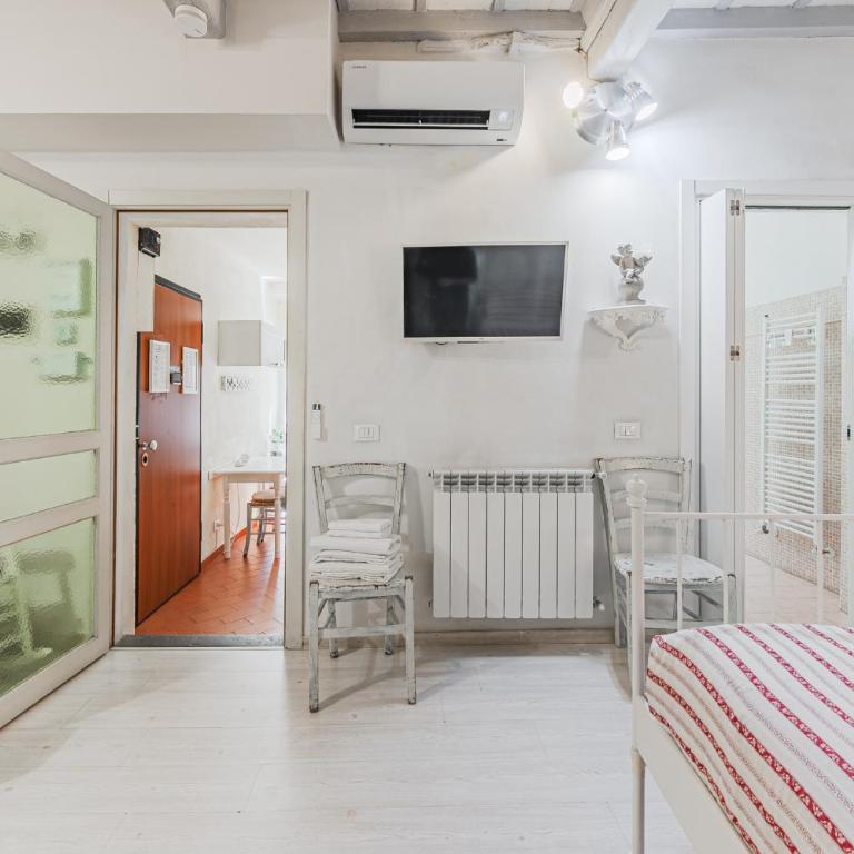 Happy Florence Santa Croce 2 - One-Bedroom Apartment - 8