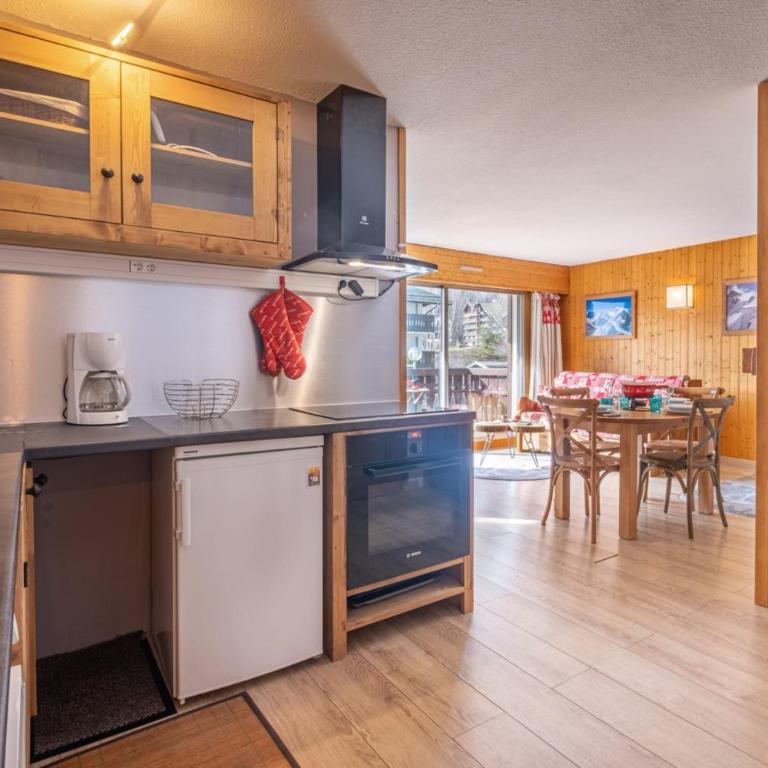 Beautiful 50m with 2 balconies and mountain view - Appartement - 8