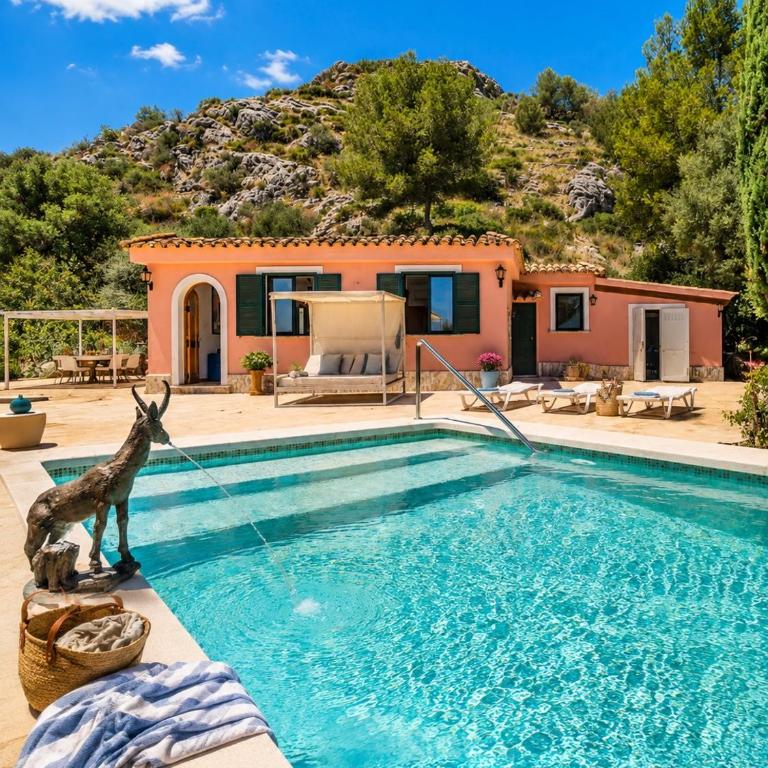 AGUAIT II - VILLA WITH PRIVATE MOUNTAIN PATH-BEACH APPROX 5 MIN WALKING BEACH,property belong Puerto Pollensa Villas and apartments - Villa - 1