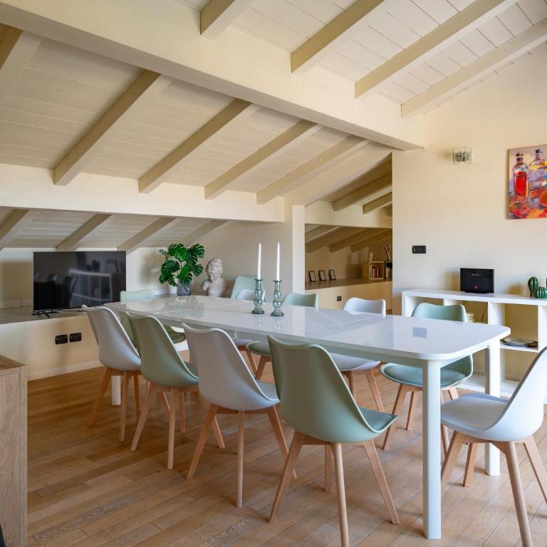 BolognaCentro 9 People Loft Private Lift and Terrace - Appartamento con 2 Camere da Letto - 24