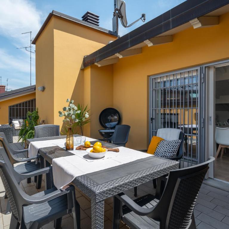 BolognaCentro 9 People Loft Private Lift and Terrace - Appartamento con 2 Camere da Letto - 35