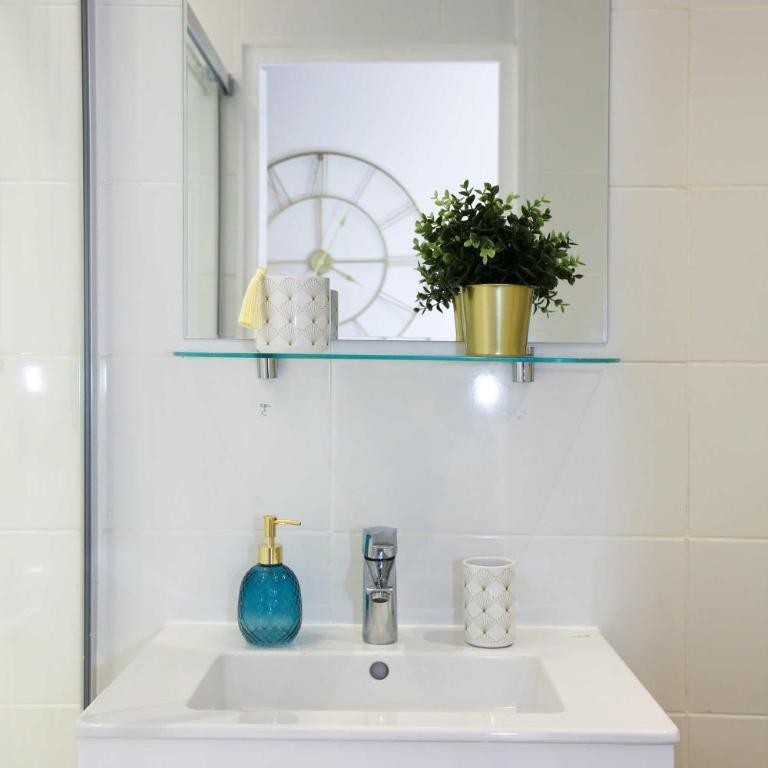 Sejour Parfait Appartement Idealement Place - 2P - Studio - 15