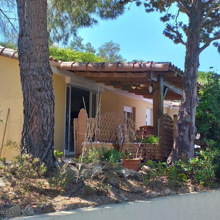 Maison au Lavandou - Maison 4 Chambres - 2