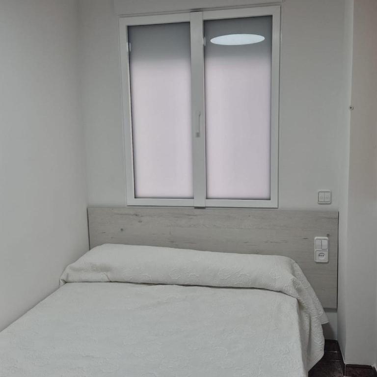 Apartamento en primera línea de mar - Solo familias - ES-314-36 - Apartamento - 30
