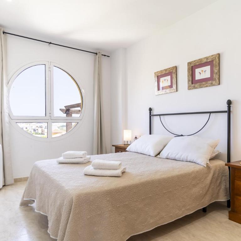 Atardeceres Mágicos Piscina y Parking Gratis - Apartamento de 2 dormitorios - 20