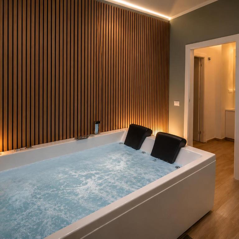 Luxury Suites Glory Tower - Presidential Suite - 1