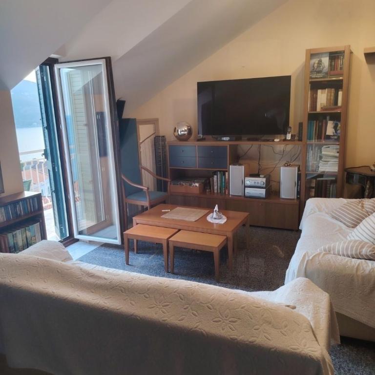 Aparmatan Trg Belavista - Apartman sa 2 Spavaće Sobe - 2