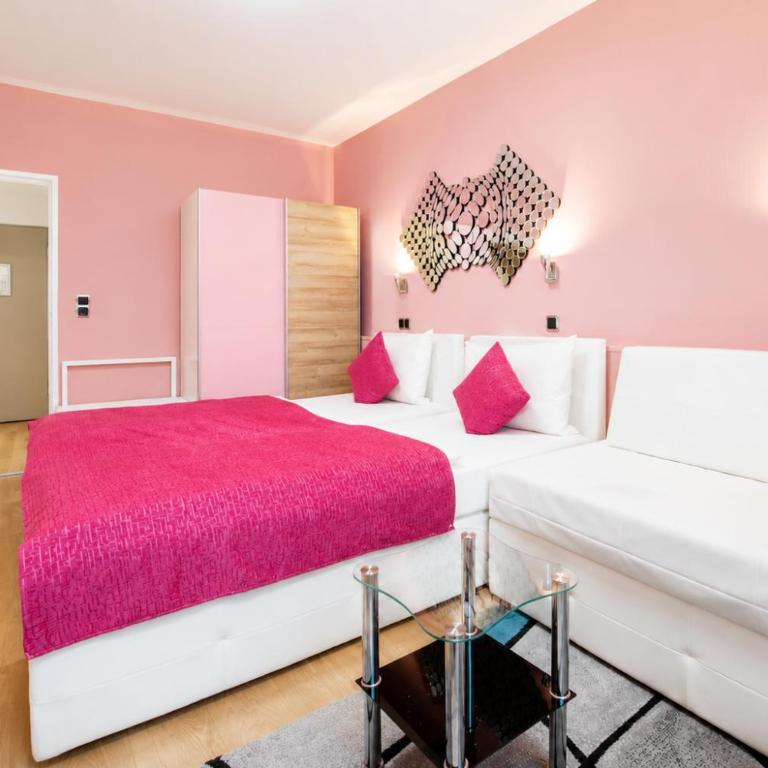 Hotel Rivoli - Comfort Triple Room - 4