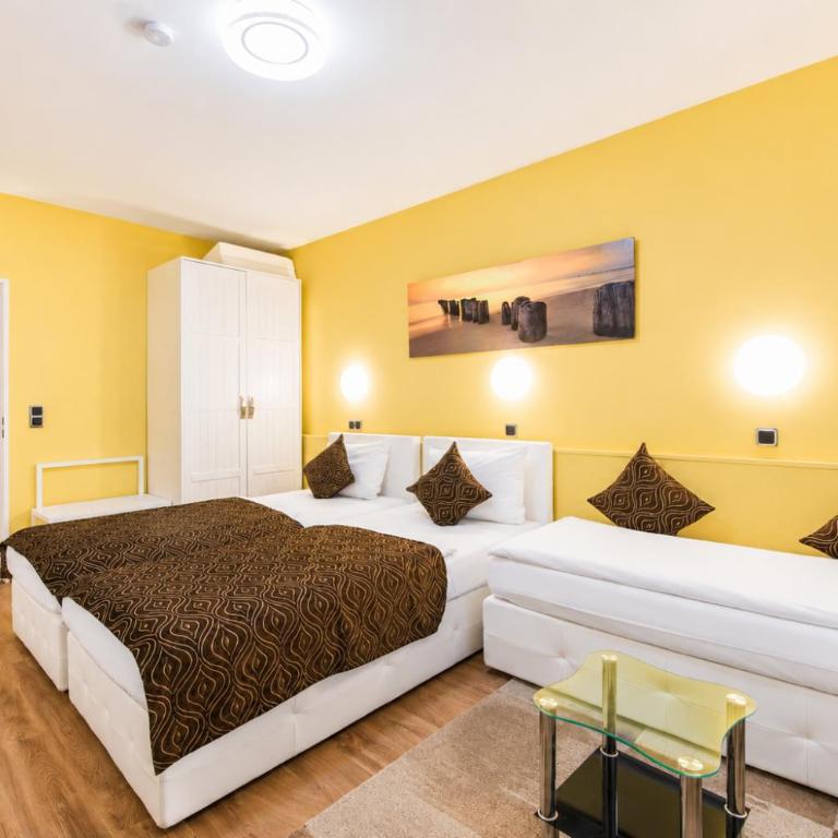 Hotel Rivoli - Comfort Triple Room - 2