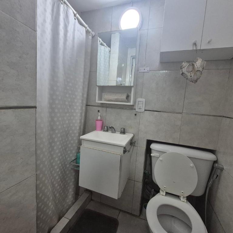 Hotel Lincoln Rooms - Habitación Familiar con baño privado - 1